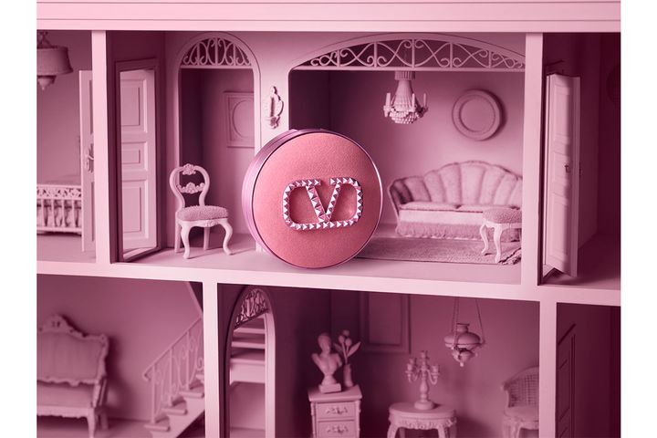 GO クッション グロウ ベルベットモーブ／￥12,980（税込み）