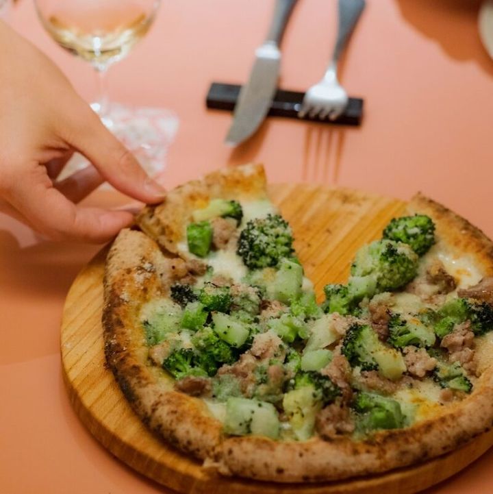 絶品ピザに舌鼓を打って。