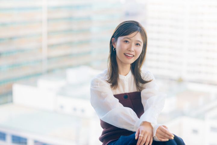 ABEMAアナウンサー西澤由夏