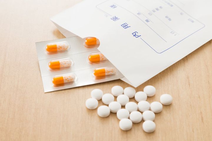 花粉症の処方薬を切らせた場合、代わりに市販薬を服用してもOK？（画像はイメージ）