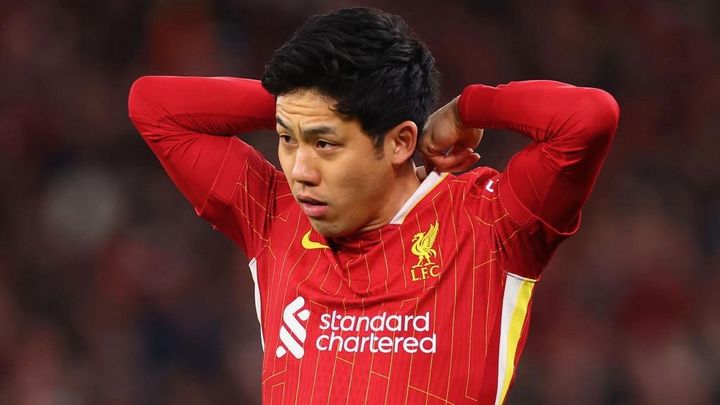 リヴァプール遠藤航、プレミアリーグ1位のデータ判明！「最強のファウル職人」だった