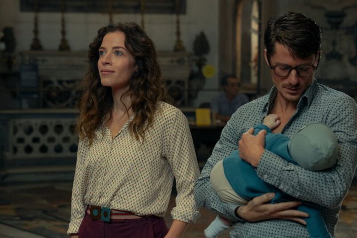 Netflix映画『ロマンスは嘘から始まって』独占配信中