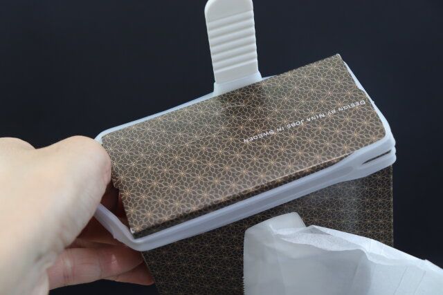 キャンドゥのティッシュBOXそのまま吊るせるフック シリコーンバンド付のサイズ