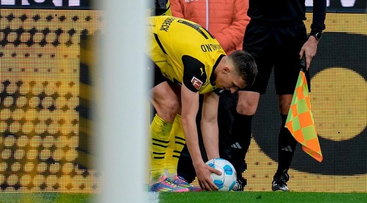 日本人と対戦した強豪が驚きの秘密兵器発動！なんと191cmDFが人生初のCKを蹴って、まさかの2アシスト！