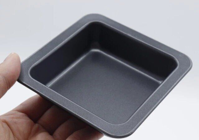 ダイソーのオーブントレー（スクエア）1