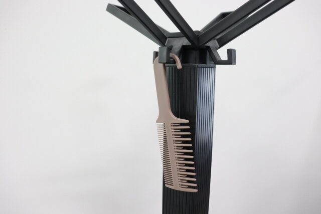 毛先までしっかりなじむトリートメントコーム フック