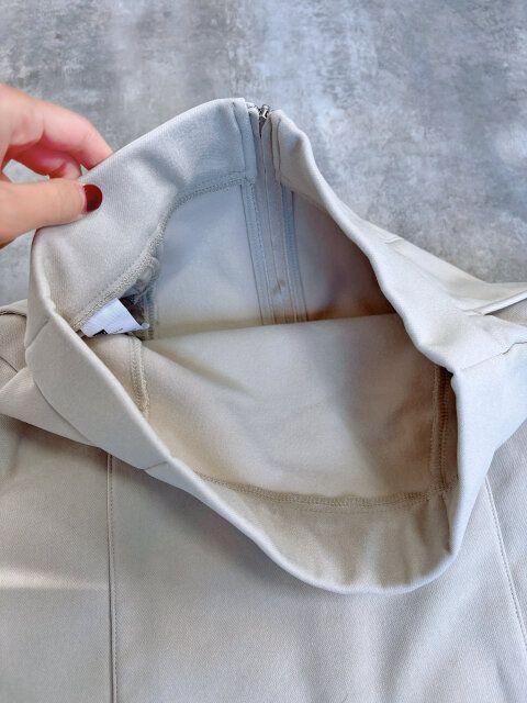 GU 裏フリースフロントジップスカートQ NATURAL ウエスト部分