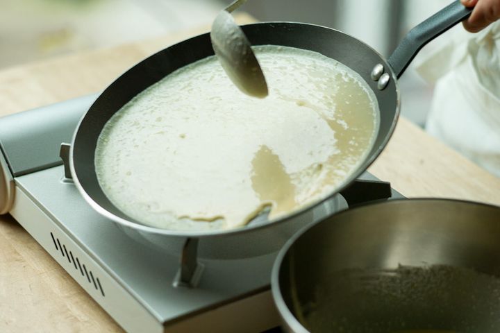 生地を流し入れる