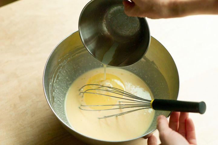 バターを加える