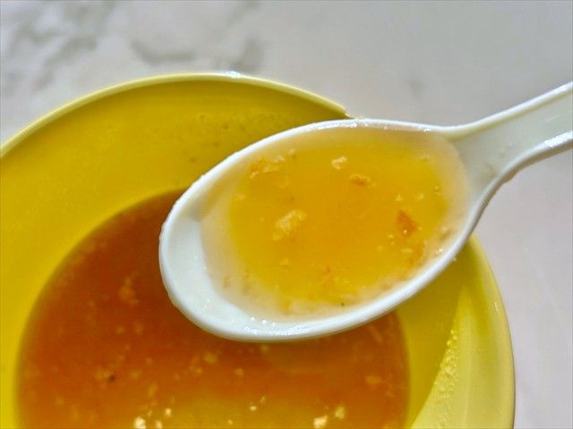 カラダにやさしい たまねぎスープ スプーン