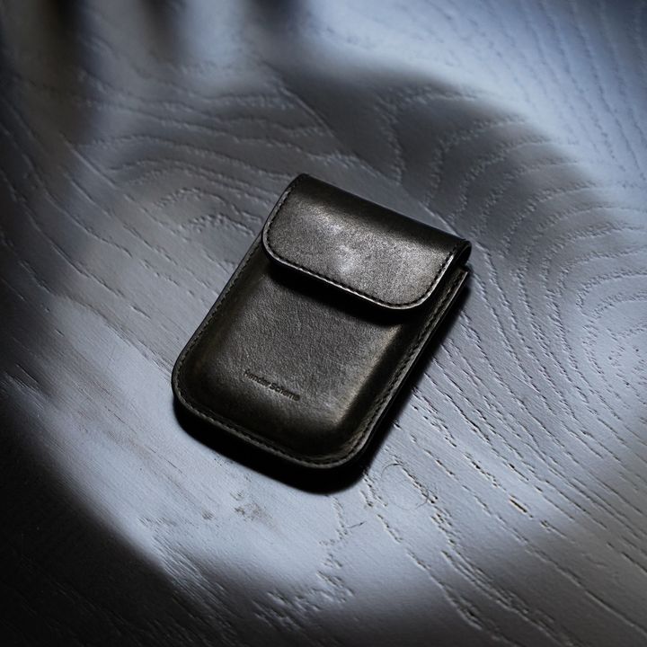 〈Hender Scheme〉のカードケース
