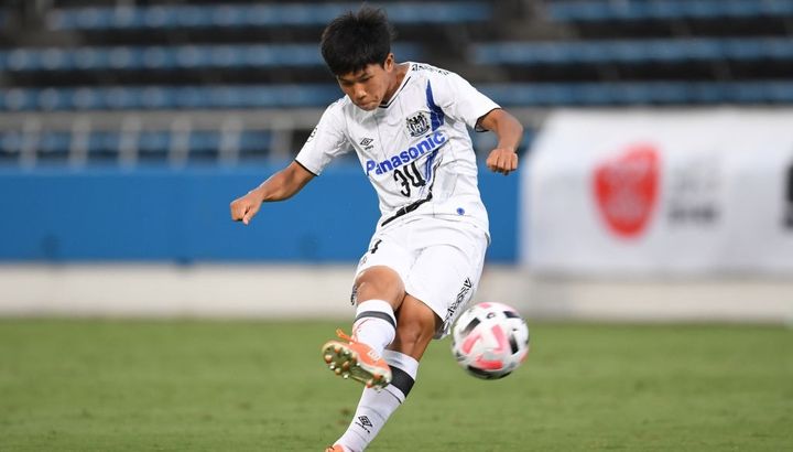 東京ヴェルディが日本人FWの入団を期限付き移籍で発表！上位進出へ「勝利のために全力で戦います！」