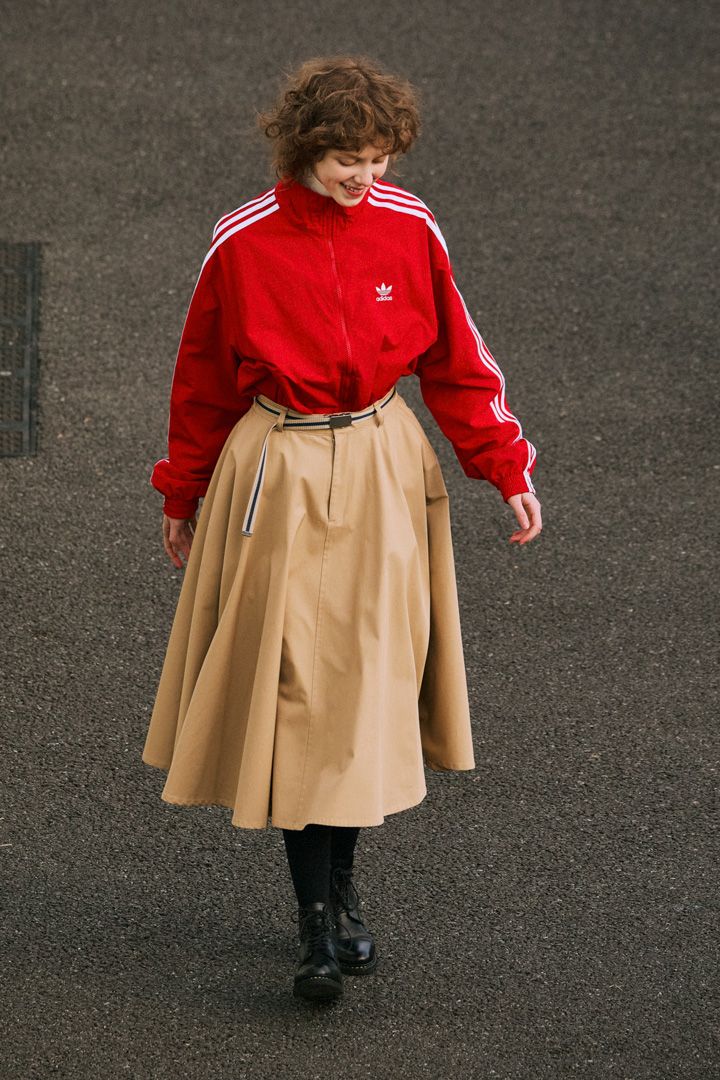 アウトドアやスポーツアイテムがgood！カラフルなアイテムの着こなし3選