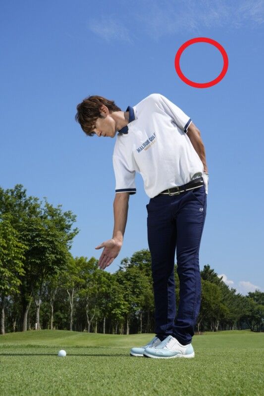 正しいダウンスイングのやり方は？「手を振る意識はいらない」プロが解説