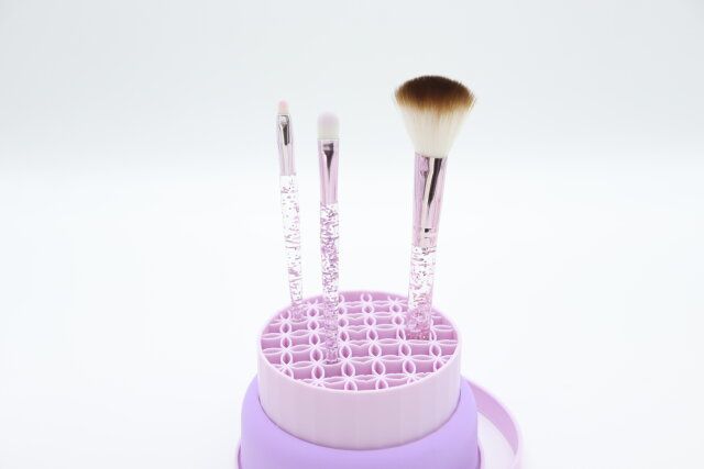 メイク用品クリーナー スタンド