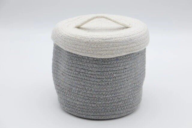 ダイソーの蓋付ロープ収納1