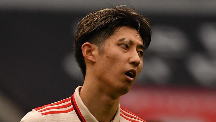 25歳日本代表DFの骨折再発…「警告サインを無視したのか」とドイツ強豪チームが批判される