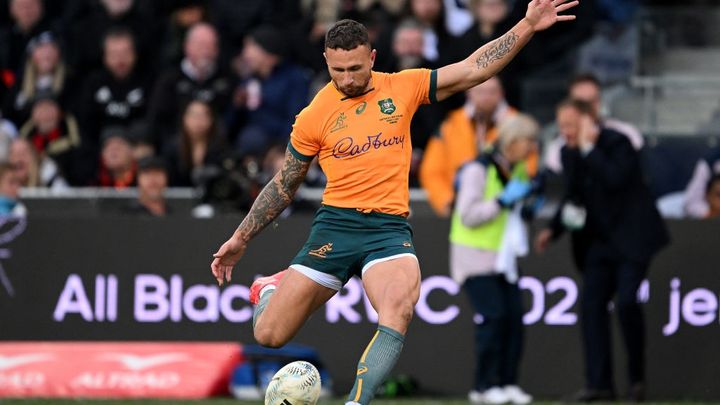 大阪のJ3首位チーム、4月1日に大型補強！“花園の縁”でラグビー豪代表SOを獲得 「特技はフリーキックやで」