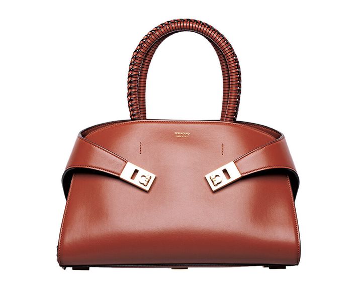 FERRAGAMO バッグ