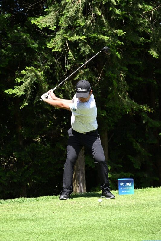 ドライバーを飛ばす！初優勝した男子プロ3人のスイングから学ぶ