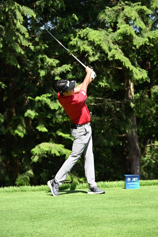 ドライバーを飛ばす！初優勝した男子プロ3人のスイングから学ぶ