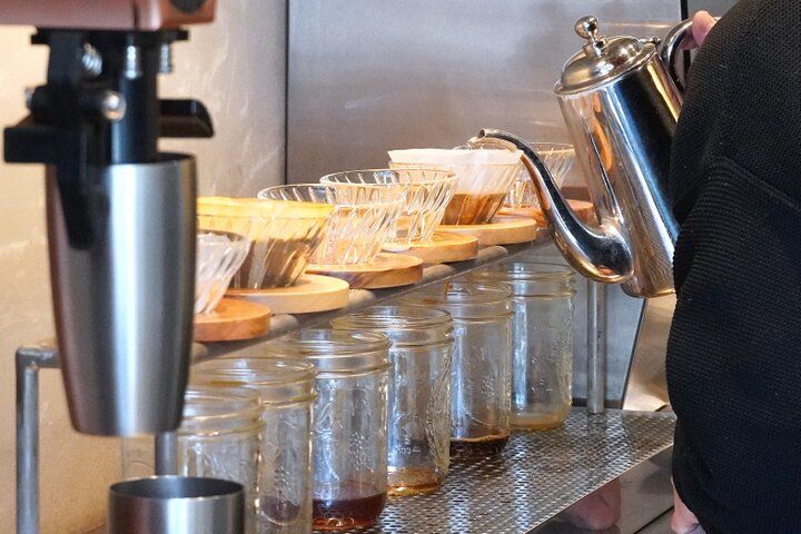 鎌倉の街歩きでひと休み♪自家焙煎のコーヒーをブレンドしたソフトクリームを楽しむ「THE GOOD GOODIES EAST」