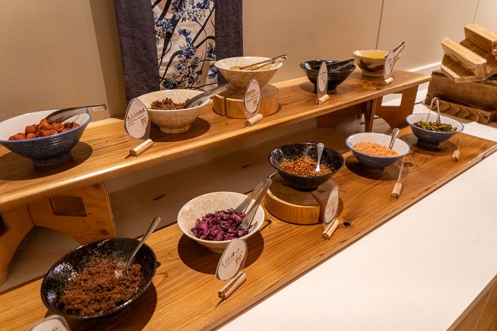 お茶漬けのトッピングもいろいろ！