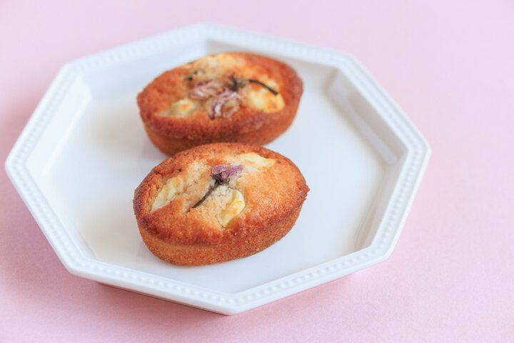 京都・烏丸のパティスリー「Matricaria」で、チーズの花咲くケーキや京野菜の焼き菓子を♪
