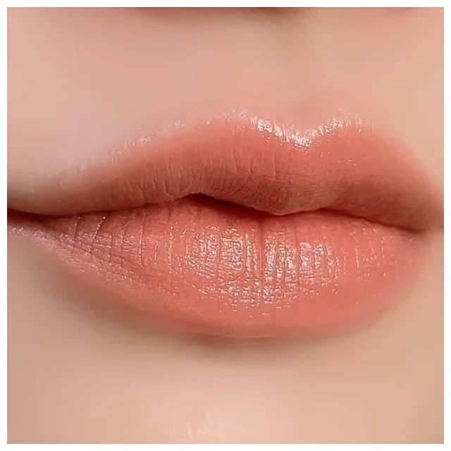 クレ・ド・ポー ボーテ ルージュアレーブル 10 Tantalizing Tan