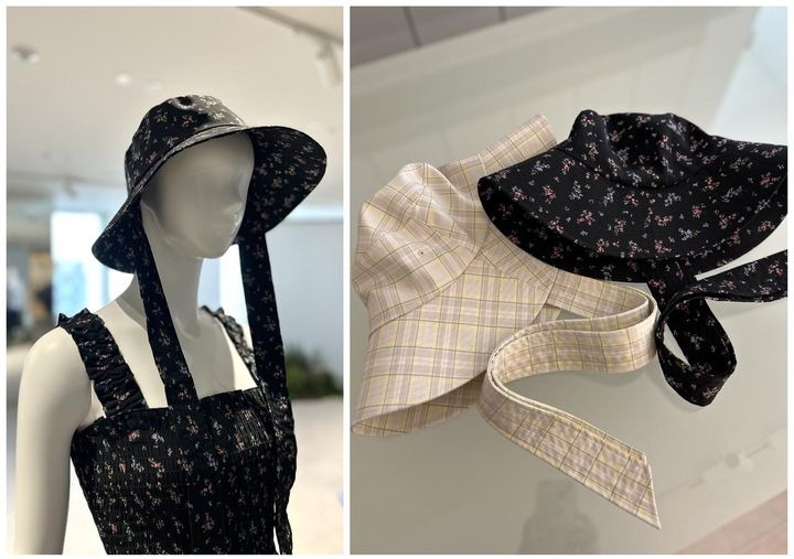 画像: 【GU×rokh】ワイドブリムハット(フラワー) by rokh 各¥1,990、スモッキングキャミソールワンピース by rokh¥4,990 www.gu-global.com