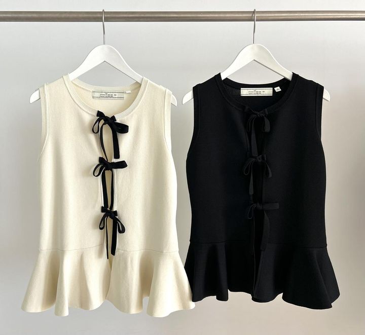 画像: 【GU×rokh】フロントリボンセーター(ノースリーブ) by rokh ¥2,990 www.gu-global.com