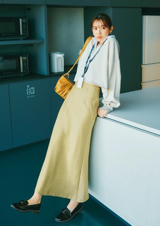 ラガーシャツとつくるトレンド通勤コーデ