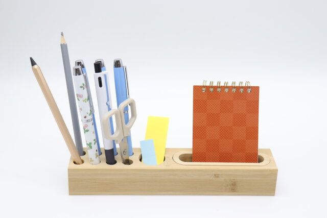 スタンダードプロダクツのバンブーペンホルダーの使用例