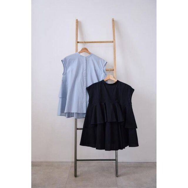 しまむらのバンドカラーブラウス