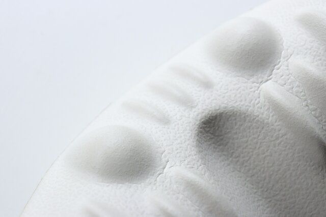 ダイソー リラックス枕 つぼ押し