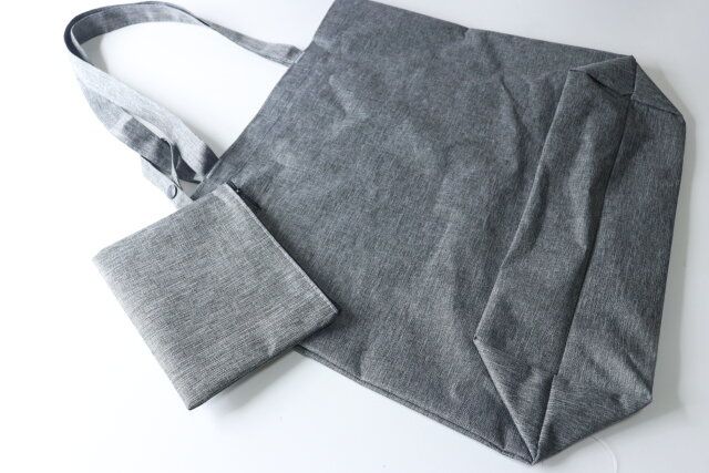 ダイソー トートバッグ（ポーチ付き）