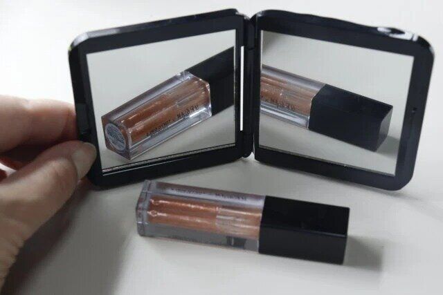 ダイソー コンパクトミラー（正方形）