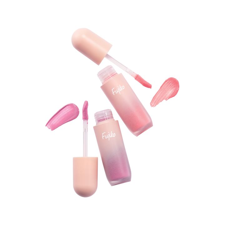 フジコ メロメロチーク 右から：01、02