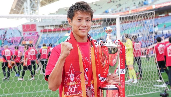 今年引退した元日本代表の天才FWが「テックボール」で現役復帰！“PAT”に就任