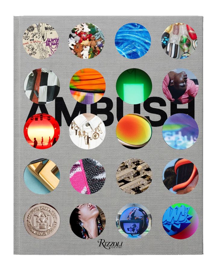 初となるブランドブック『AMBUSH』（2025年3月4日発売／ハードカバー／英語, リッゾーリ インターナショナル パブリケーション社）