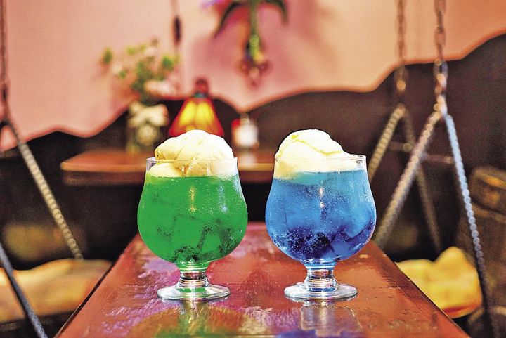 ブルーハワイクリームソーダ740円