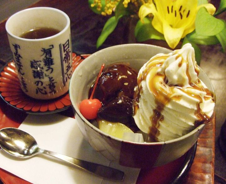 「クリームあんみつ」950円