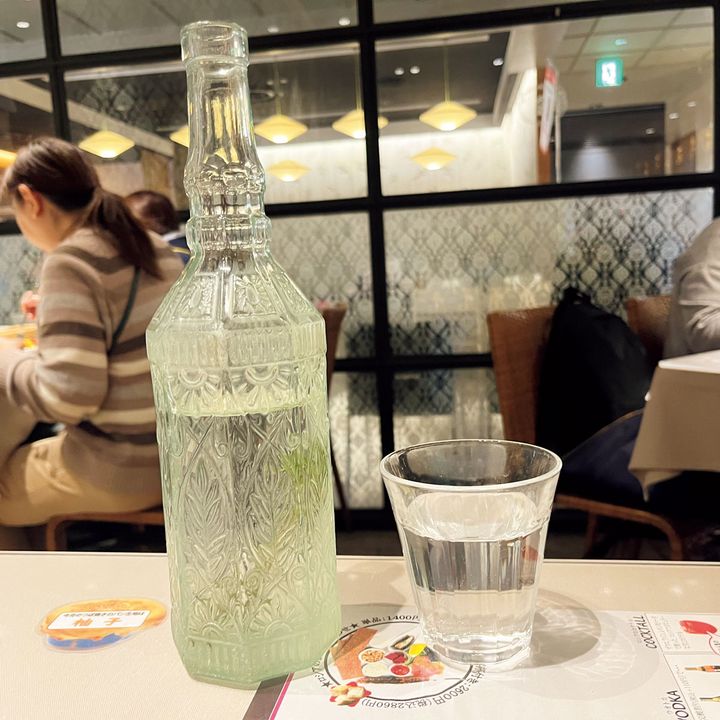 マトリョーシカ上野店のお冷や