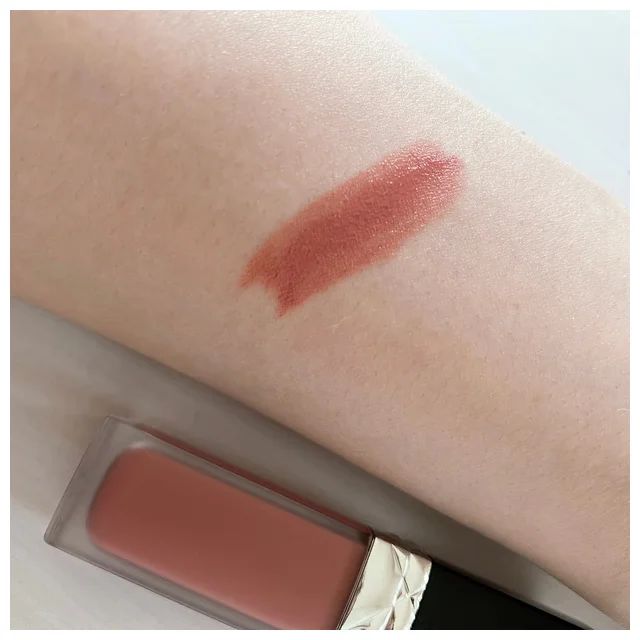 ルージュ ディオール フォーエヴァー リキッドの人気色：100 フォーエヴァー ヌード