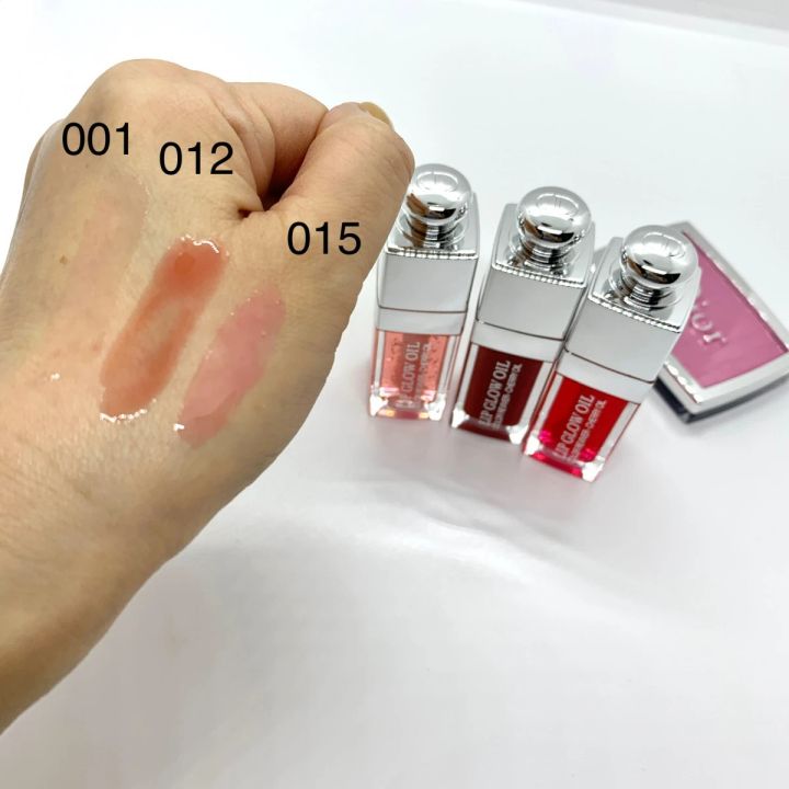 ディオール アディクト リップ グロウ オイルをスウォッチ