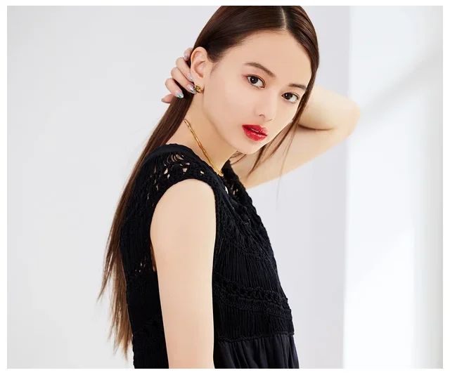 ディオール リップ 741 フォーエヴァー スター 山本舞香