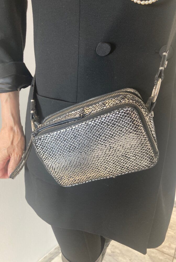 「ZARA」のバッグ