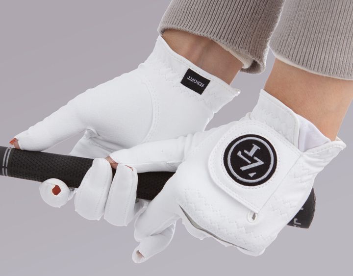 ネイルしてても楽しめる！ゴルフ中の爪を守る最新グローブはいかが？