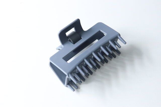 トリートメントコームつきヘアクリップ