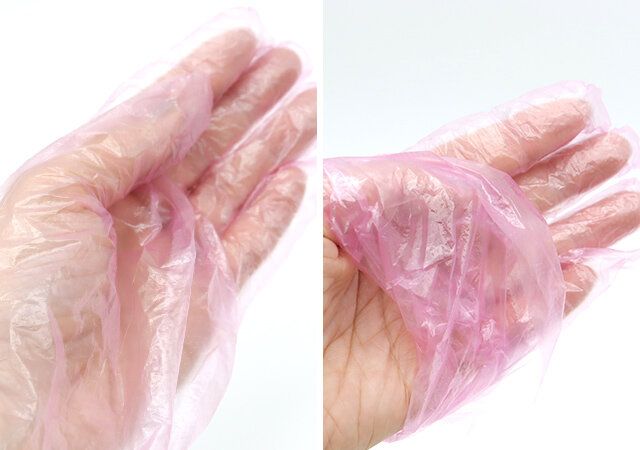 ダイソーのカラーポリエチレン手袋は着脱しやすい